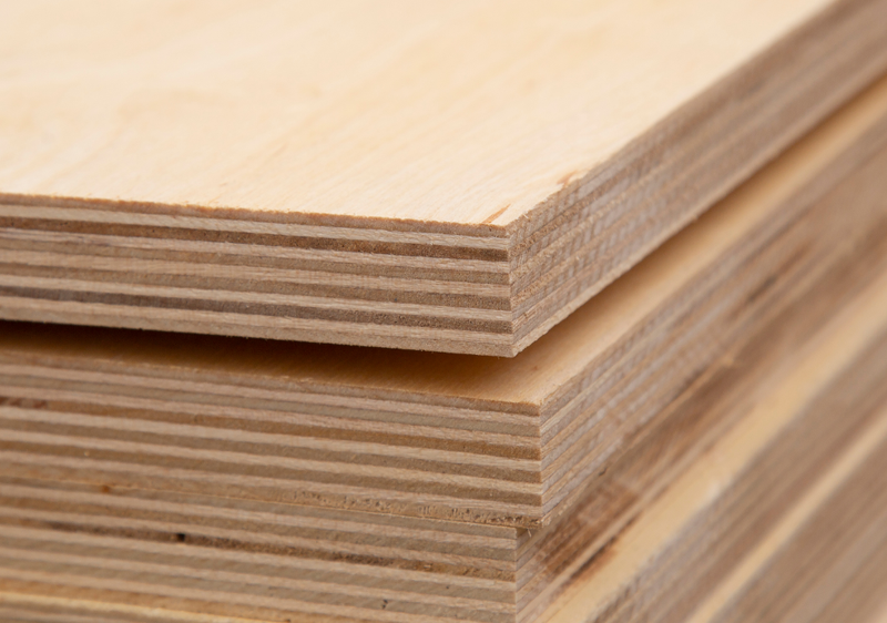 Madeirite na construção civil: como escolher o tipo correto para formas, tapumes e aplicações provisórias